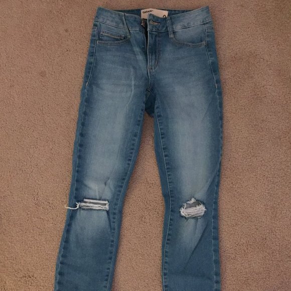 medium wash skinny jeans - Picture 1 of 2